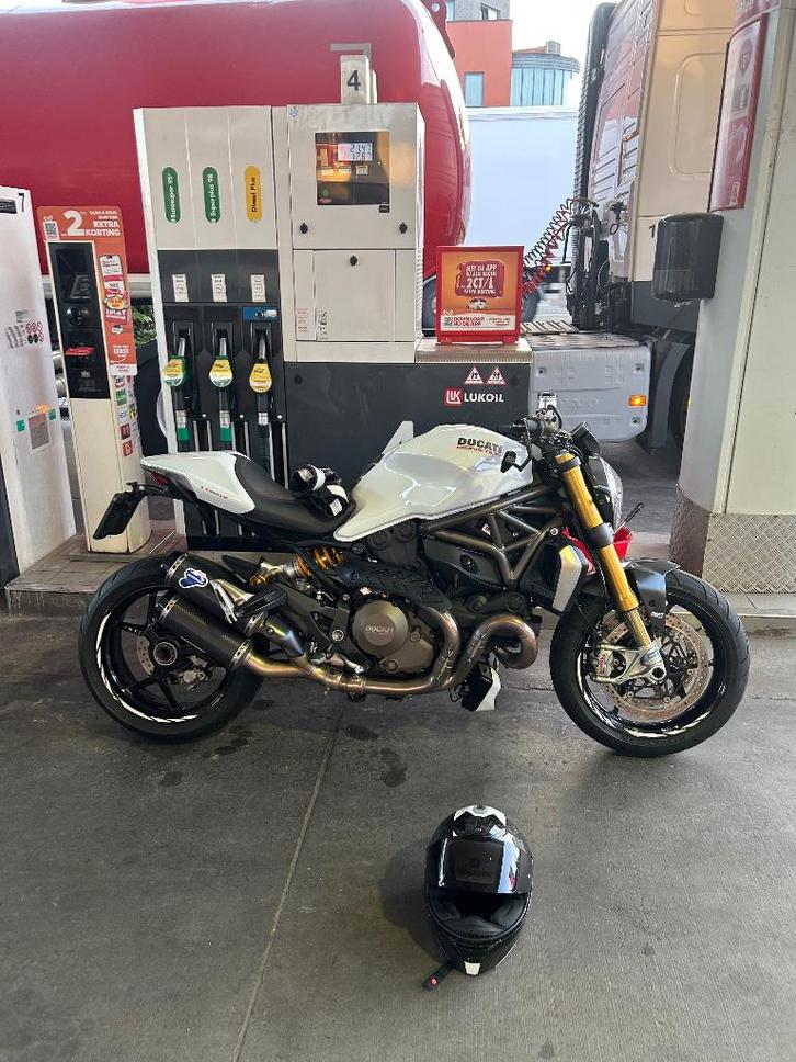 Ducati monster 1200s, Motoren, Motoren | Ducati, Particulier, Naked bike, meer dan 35 kW, 2 cilinders, Motorrijbewijs A, ABS, Sportuitlaat