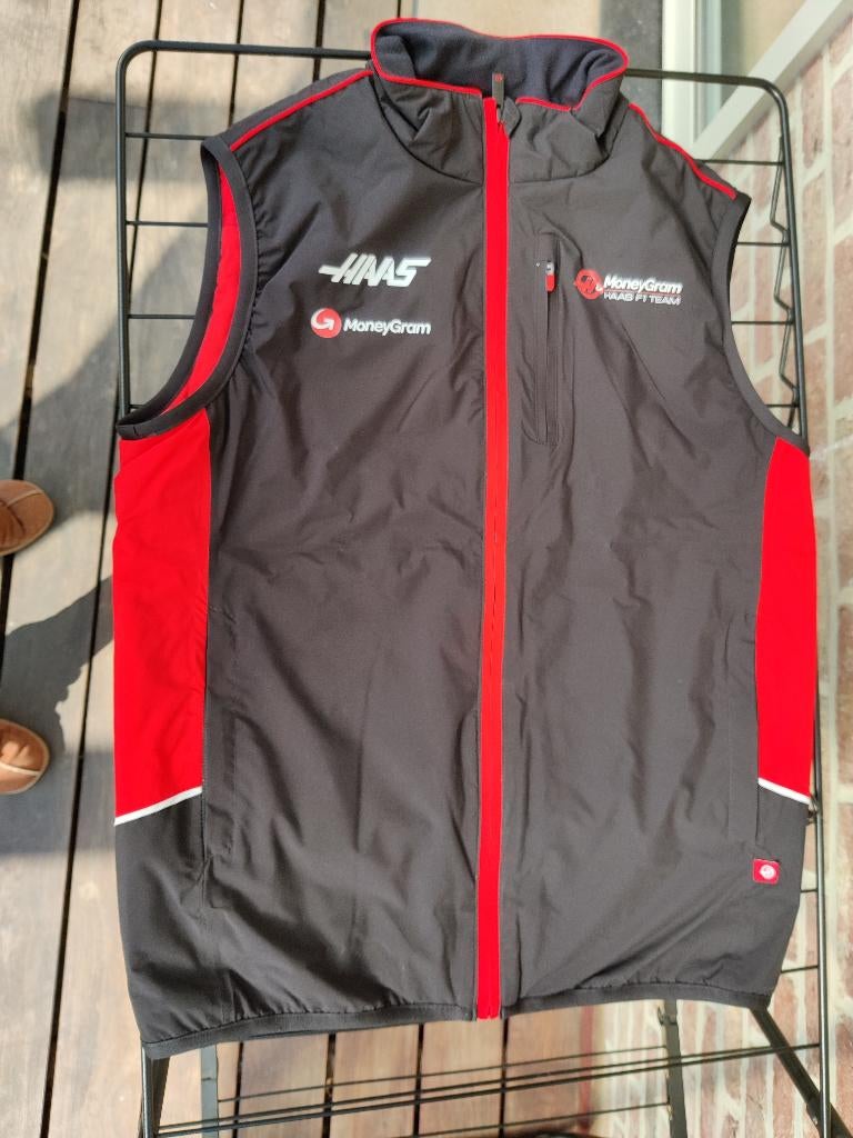 Wintervesten HAAS zwart en rood, Kleding | Heren, Bodywarmers, Ophalen, Maat 48/50 (M), Zwart, Zo goed als nieuw