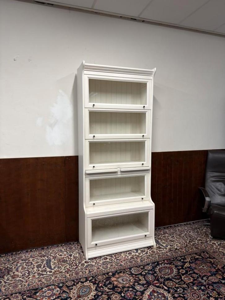 Klassiek Engelse Witte Globe Wernicke Boekenkast, Antiek en Kunst, Antiek | Kantoor en Zakelijk, Ophalen