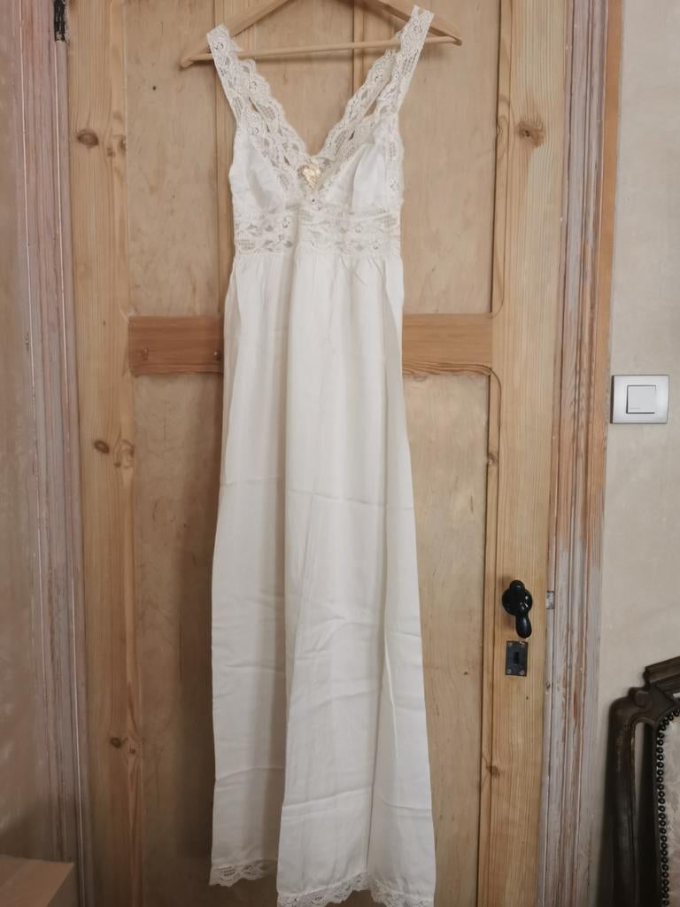 Très jolie chemise de nuit de la marque Cupidon, Vêtements | Femmes, Sous-vêtements & Lingerie, Enlèvement