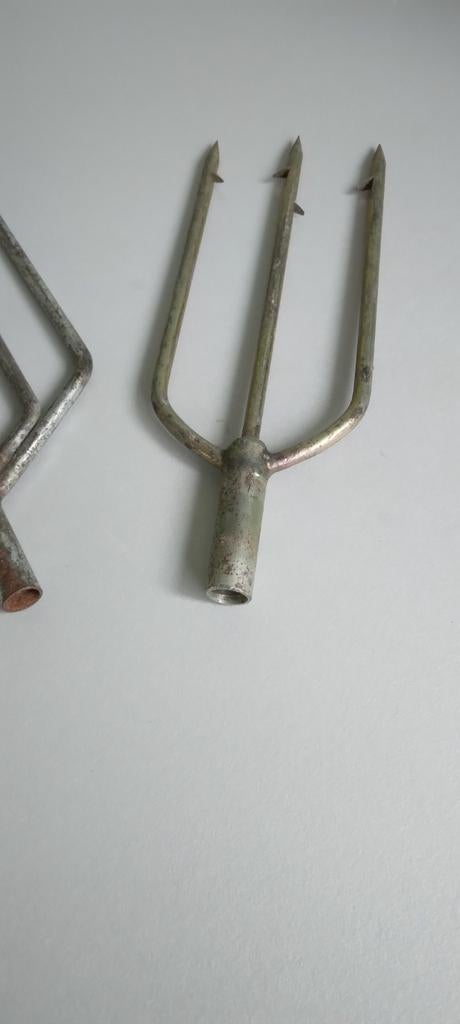 Haken voor het vissen in de oude zee, Watersport en Boten, Hengelsport | Zeevissen, Ophalen of Verzenden, Haak