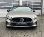 Mercedes-Benz A-klasse 200 Berline Luxury Line | Panoramisch, Autos, 121 g/km, Achat, Entreprise, Noir