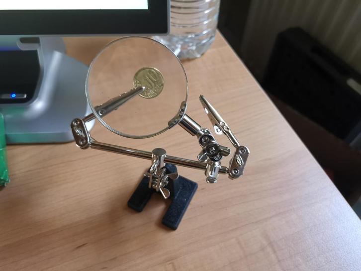 Soldeerstation met vergrootglas - Helpende hand–soldeerhulp, Hobby en Vrije tijd, Vergrootglazen, Loepen en Loeplampen, Nieuw
