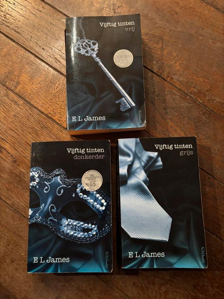 E.L. James - Vijftig tinten 3 boeken!!, Boeken, Literatuur, Amerika, Ophalen of Verzenden
