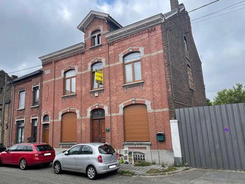 Maison à vendre à Jumet, 6 chambres, Immo, Huizen en Appartementen te koop, Vrijstaande woning