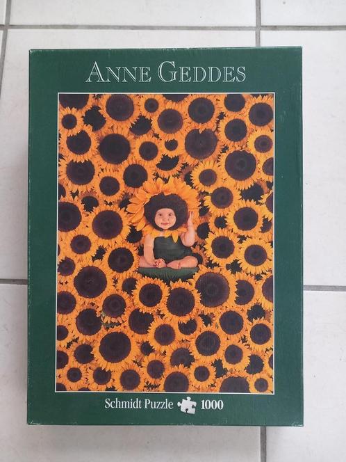 Puzzel 1000 stukjes - Anne Geddes - Zonnebloemen, Hobby en Vrije tijd, Denksport en Puzzels, Zo goed als nieuw, Legpuzzel, 500 t/m 1500 stukjes