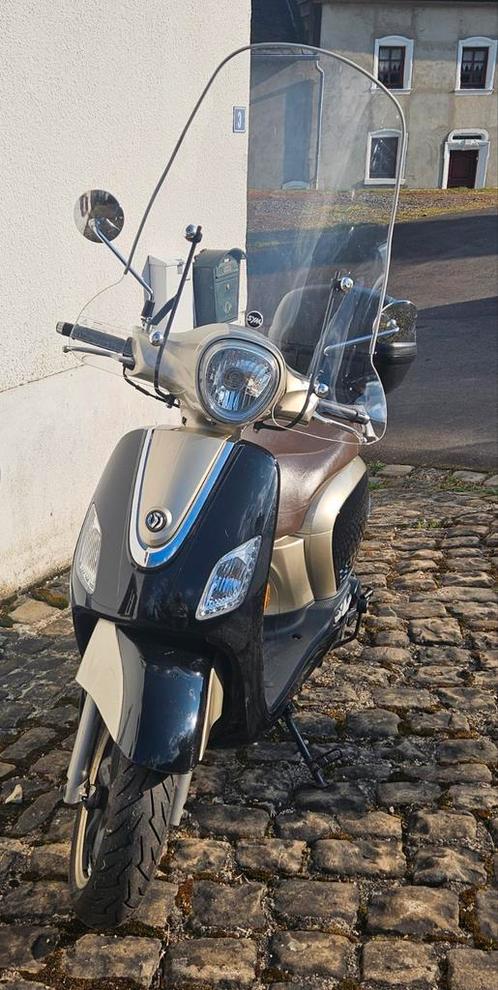 Fille III 125 cc, Fietsen en Brommers, Scooters | SYM, Gebruikt, Fiddle, Benzine, Ophalen