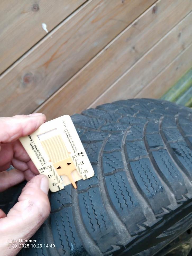 Winterbanden op stalen velgen voor Fiat Tipo Bwj 2017, Auto-onderdelen, Banden en Velgen, Velg(en), Winterbanden, Ophalen