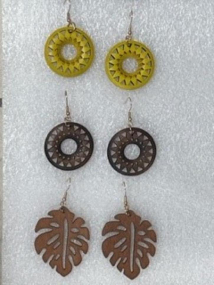 Nouvelles boucles d'oreilles d'été, cloches, clous Choisisse, Bijoux, Sacs & Beauté, Boucles d'oreilles, Neuf, Or, Blanc, Enlèvement