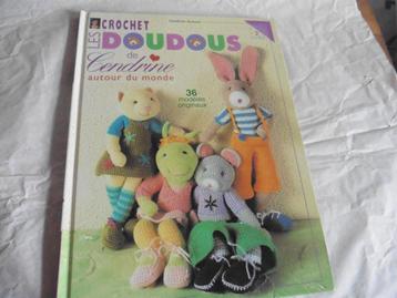 Livre "Les doudous de Sandrine" (crochets) vol.2  beschikbaar voor biedingen