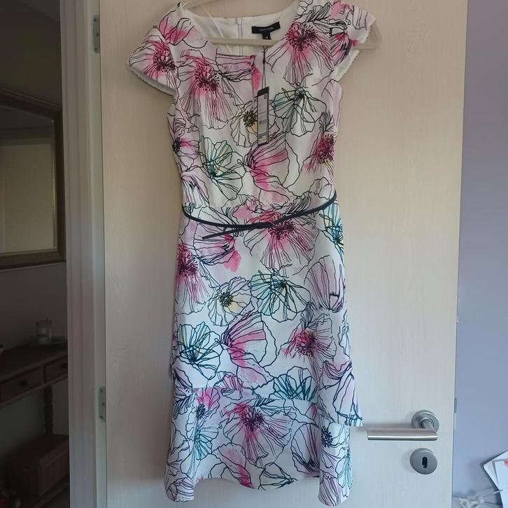Prachtige kleedjes maat 34 en xs., Kleding | Dames, Jurken, Nieuw, Maat 34 (XS) of kleiner, Roze, Ophalen