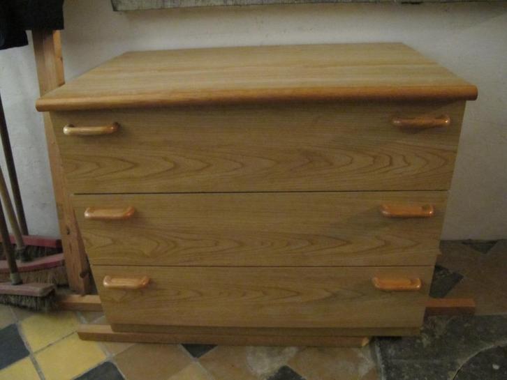 Kast met laden (3) dressoir, Huis en Inrichting, Kasten | Ladekasten, Gebruikt, Minder dan 100 cm, 50 tot 100 cm, 50 tot 75 cm