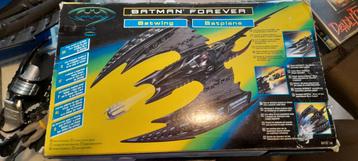Batman Forever est un expert en batplane  