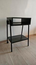 Nachtkast, Ophalen, Metaal of Aluminium, 55 tot 70 cm, Zo goed als nieuw