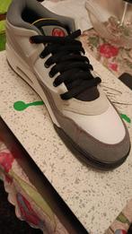 Air Jordan 4 RM PRM taille 43, Enlèvement, Neuf, Chaussures