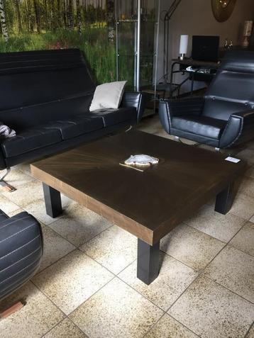 Exclusieve , messing salontafel met agaatsteen beschikbaar voor biedingen