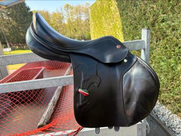 Prestige Arezzo en Roma jump springzadel, Enlèvement ou Envoi, Comme neuf