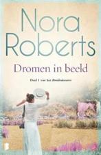 Nora Roberts keuze uit 24 boeken, Boeken, Ophalen of Verzenden, Zo goed als nieuw