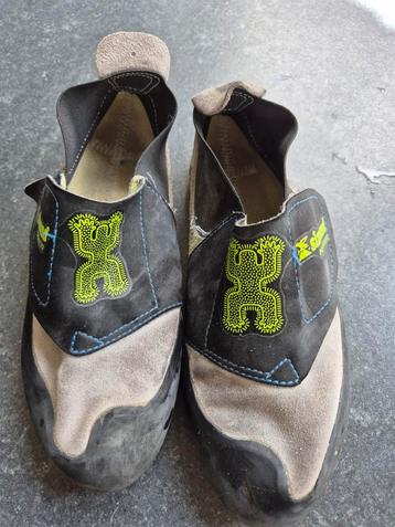 Solomon klimschoenen mt 35 beschikbaar voor biedingen