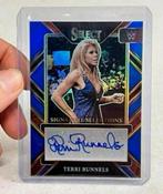 2023 Panini Select WWE Terri Runnels limited + Handtekening, Verzamelen, Ophalen of Verzenden, Nieuw, Spelerskaart