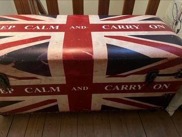 Opbergkist van UK beschikbaar voor biedingen