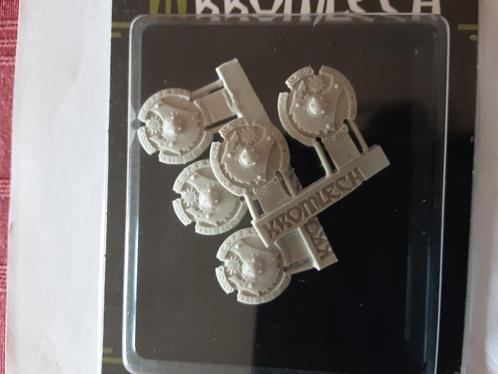 Warhammer : Space Wolf Pattern Shields / 5Pcs., Hobby en Vrije tijd, Wargaming, Nieuw, Warhammer, Figuurtje(s), Ophalen