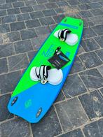 F-one next kiteboard 138x40 incl. Footstraps, Watersport en Boten, Kitesurfen, Ophalen, Zo goed als nieuw, Kiteboard