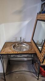 Vasque et miroir marocains