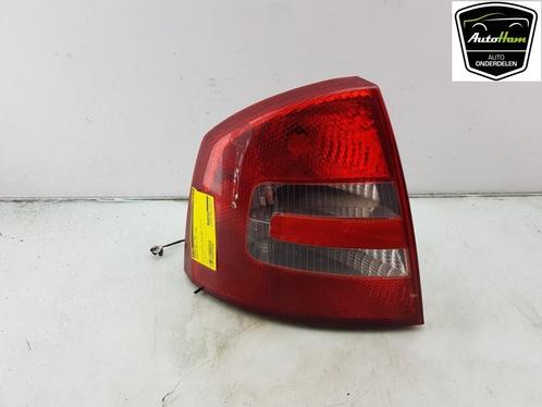 ACHTERLICHT LINKS Octavia (1Z3) (|1Z5945095A|1Z5945111A|), Auto-onderdelen, Verlichting, Skoda, Gebruikt