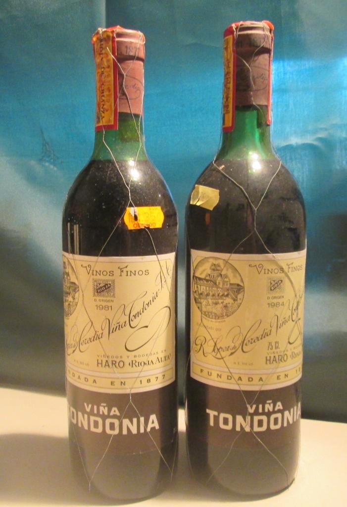 2x Vina Tondonia Rioja Alta - López de Heredia - 1981/84, Collections, Vins, Comme neuf, Vin rouge, Espagne, Pleine, Enlèvement ou Envoi