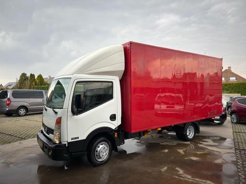 NISSAN CABSTAR 2014 DIESEL 2.5 MOTOR 122.000 K/LICHTEVRACHT, Auto's, Nissan, Bedrijf, Te koop, Diesel, Euro 5, Handgeschakeld