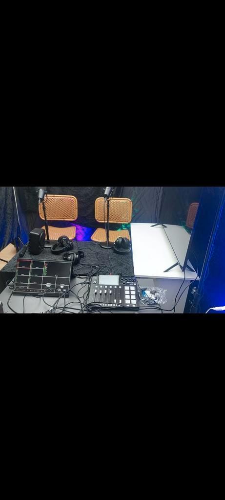 CAMERAS AND PODCAST EQUIPMENT, Audio, Tv en Foto, Fotografie | Professionele apparatuur, Zo goed als nieuw, Ophalen of Verzenden