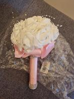 Kunstboeket trouwboeket, Vêtements | Femmes, Vêtements de mariage & Accessoires de mariage, Enlèvement ou Envoi, Neuf, Rose, Accessoires