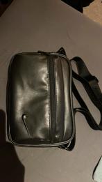 Nike tasje, Ophalen, Zo goed als nieuw