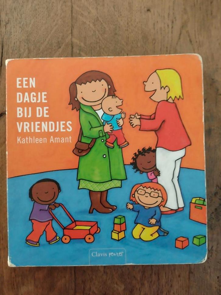 Kathleen Amant - Een dagje bij de vriendjes, Boeken, Kinderboeken | Baby's en Peuters, Zo goed als nieuw, Ophalen of Verzenden