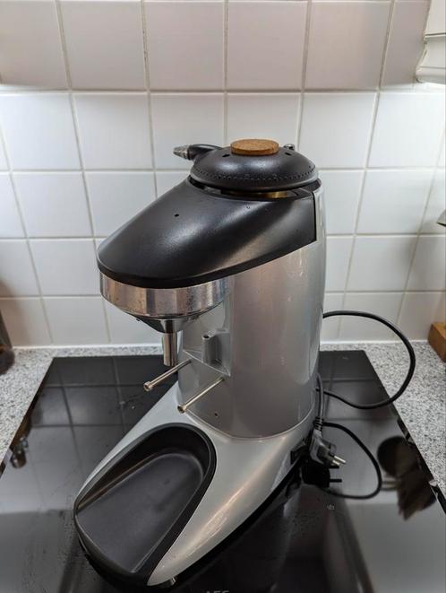 Compak k6 doserless 64mm koffiemolen onderdelen, Elektronische apparatuur, Koffiezetapparaten, Gebruikt, Gemalen koffie, Koffiebonen