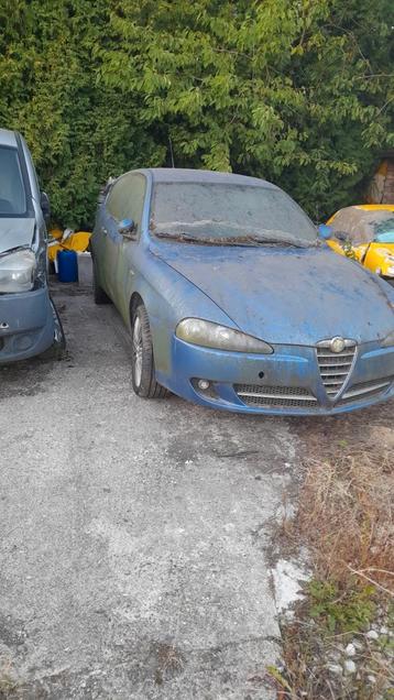 Alle Alfa Romeo 147 onderdelen beschikbaar voor biedingen