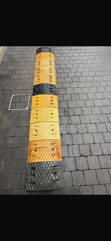Verkeersdrempel / Snelheidsdrempel te koop beschikbaar voor biedingen