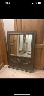 Mooie decoratieve spiegel, Enlèvement