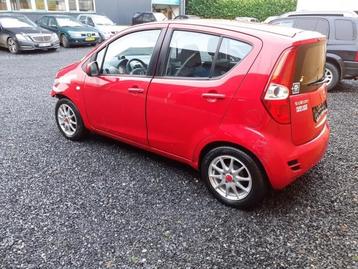 Portier 4Deurs links-voor van een Suzuki Splash (ZCF) beschikbaar voor biedingen