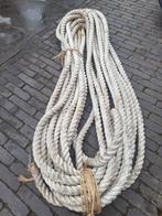 Dikke touw ongeveer 20meter diameter 8cm., Ophalen