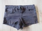 short Bershka mt 34 (nr 4986), Ophalen of Verzenden, Gedragen, Maat 34 (XS) of kleiner, Zwart