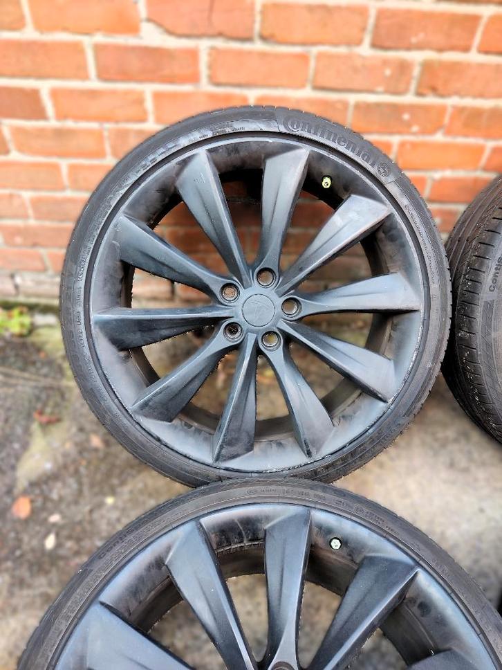 Tesla model S - 21 inch - Turbine, Auto-onderdelen, Banden en Velgen, Banden en Velgen, Zomerbanden, 21 inch, 245 mm, Personenwagen