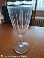 Set van 4 vintage champagneglazen, Antiek en Kunst, Antiek | Glaswerk en Kristal, Ophalen of Verzenden