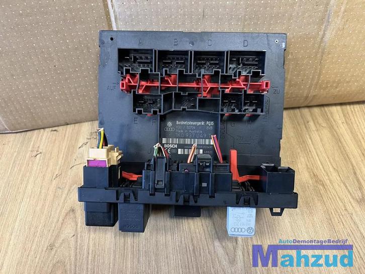 VW GOLF 5 GTI BCM Zekeringkast boordcomputer 1K0937049T, Autos : Pièces & Accessoires, Électronique & Câbles, Volkswagen, Utilisé