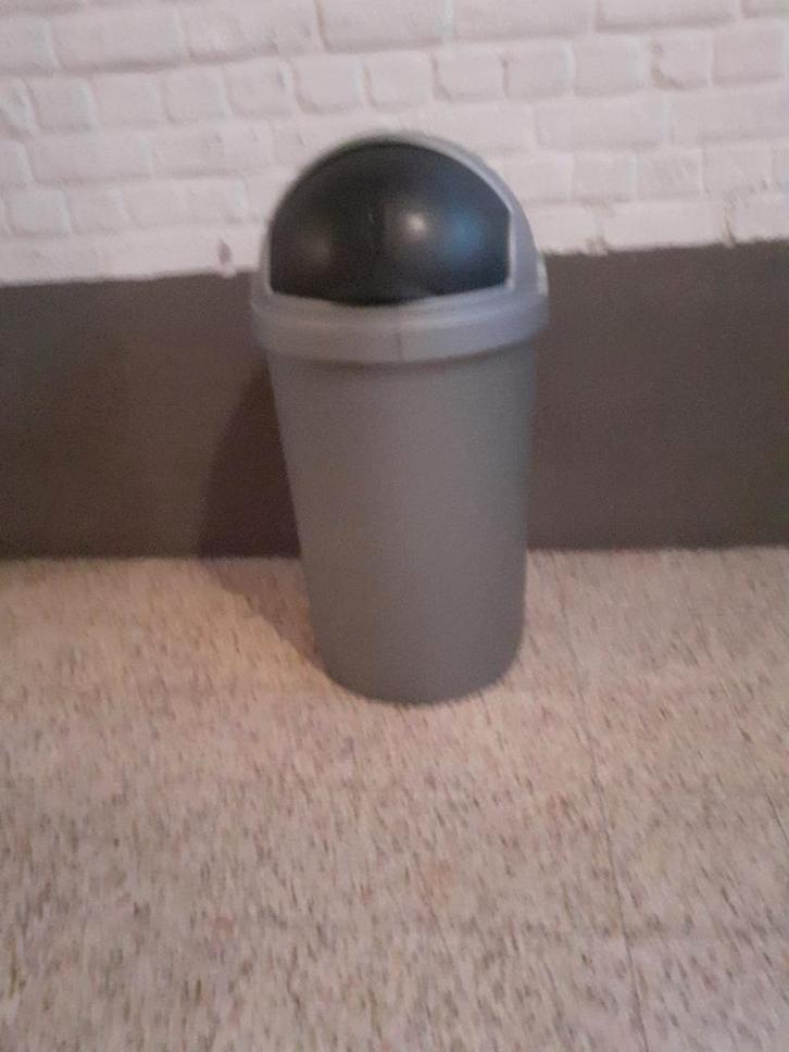vuilbak Curver 50l, Huis en Inrichting, Woonaccessoires | Prullenbakken, Gebruikt, 40 liter of meer, Ophalen