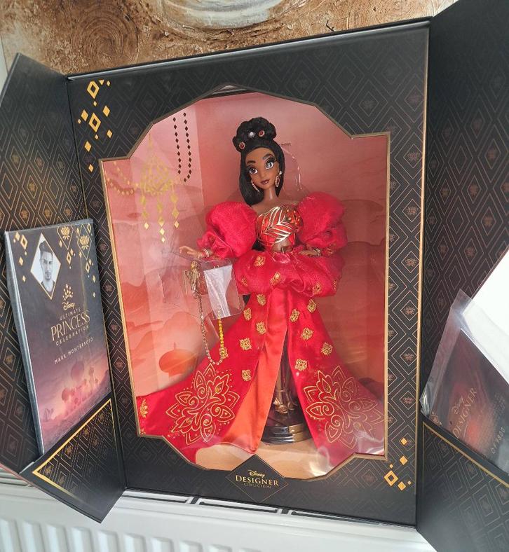 Barbie Disney jasmine collection limitée ultimate, Collections, Poupées, Neuf, Poupée, Enlèvement