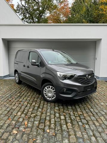 Opel Combo 131PK-NAVI-CAMERA-GARANTIE beschikbaar voor biedingen