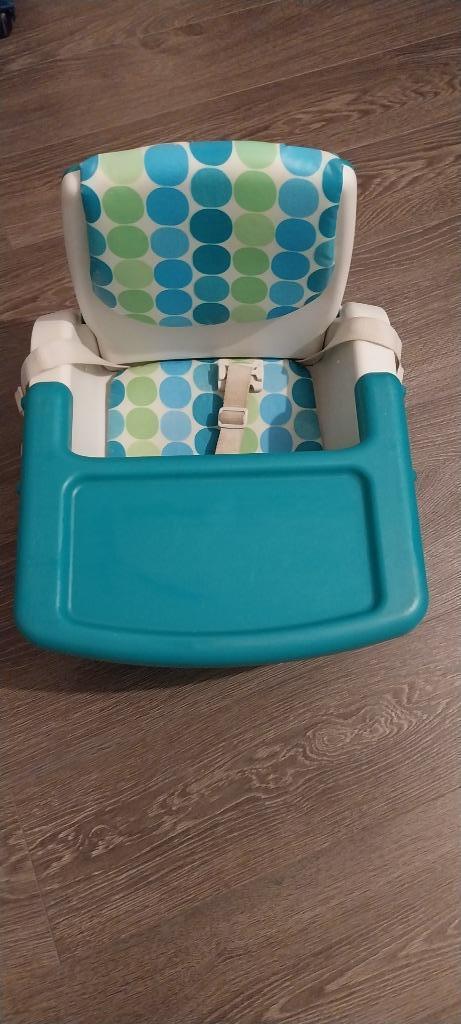 Chicco stoelverhoger/verkleiner voor thuis en onderweg, Kinderen en Baby's, Wipstoeltjes, Gebruikt, Chicco, Met gordel(s) of riempje(s)