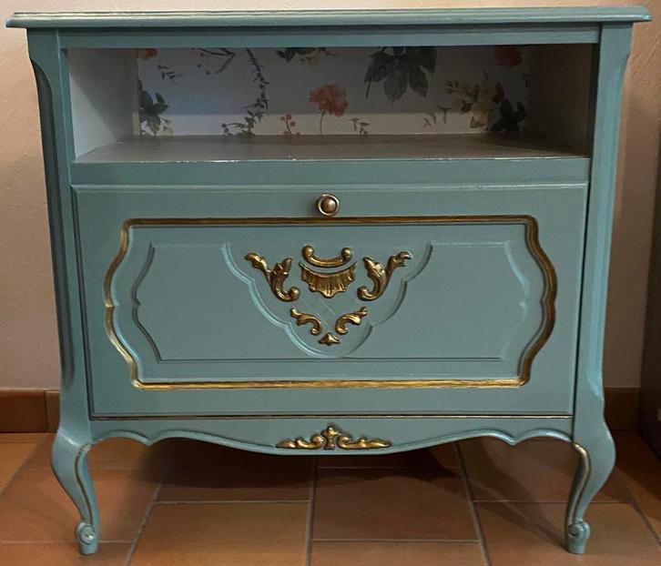 Frans brocante kastje in nieuw jasje, Huis en Inrichting, Kasten | Buffetkasten, Zo goed als nieuw, Ophalen